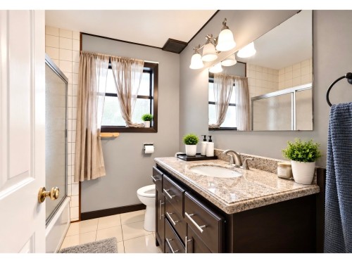 1783 Everett Road, Abbotsford, BC - Indoor Photo Showing Bathroom