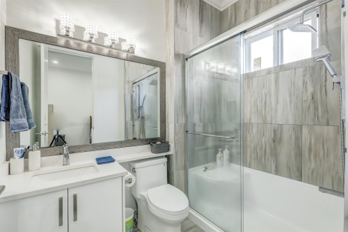 16181 89A Avenue, Surrey, BC 