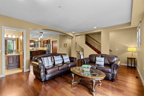 72-20738 84 Avenue, Langley, BC - Indoor Photo Showing Living Room