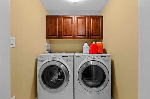 72-20738 84 Avenue, Langley, BC - Indoor Photo Showing Laundry Room