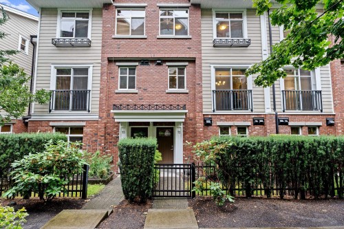 72-20738 84 Avenue, Langley, BC - Outdoor With Balcony With Facade