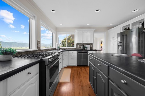 35993 Eaglecrest Place, Abbotsford, BC 