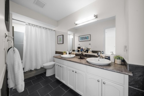 35993 Eaglecrest Place, Abbotsford, BC 