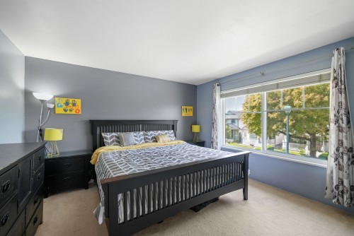 18568 64B Avenue, Surrey, BC 
