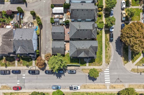 18568 64B Avenue, Surrey, BC 