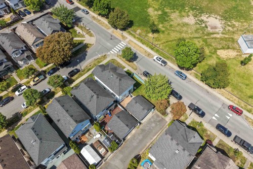 18568 64B Avenue, Surrey, BC 