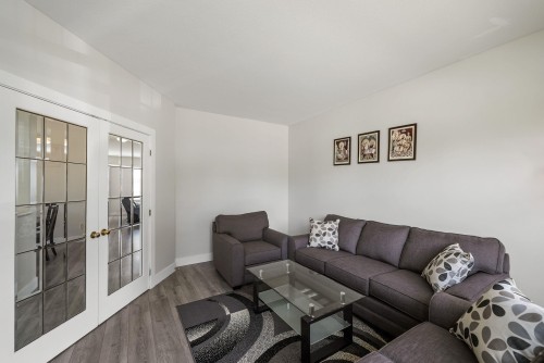 18568 64B Avenue, Surrey, BC 