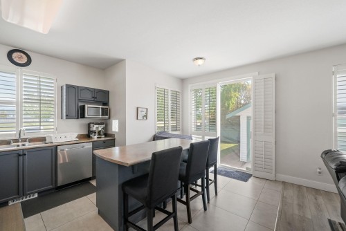 18568 64B Avenue, Surrey, BC 