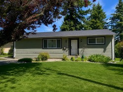 15463 16a Avenue Surrey, BC V4A 1T2