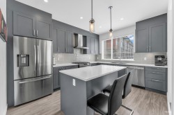 13-18887 72a Avenue Surrey, BC V4N 6W4