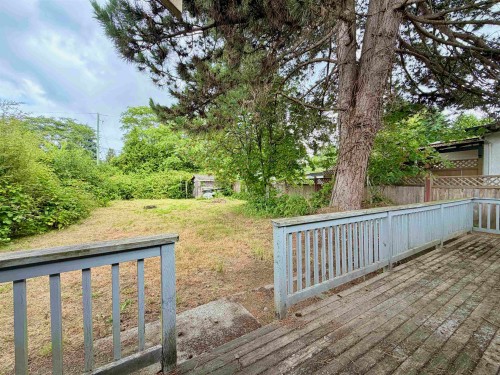 13475 Hilton Road, Surrey, BC - Outdoor
