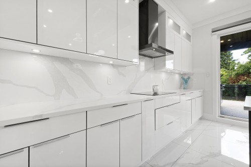 12776 Campbell Place, Surrey, BC 