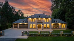 13909 28 Avenue Surrey, BC V4P 1T5