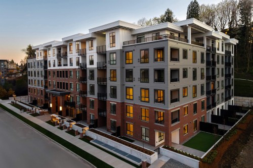 213-2771 Montrose Avenue  Abbotsford, BC V2S 0R2