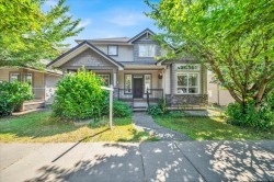 7032 195a Street Surrey, BC V4N 5Z2