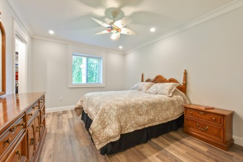 16533 26 Avenue, Surrey, BC - Indoor Photo Showing Bedroom
