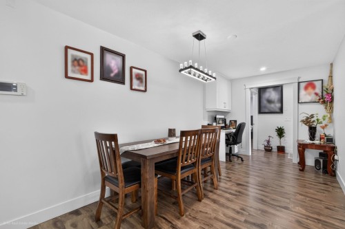 16166 92 Avenue, Surrey, BC - Indoor Photo Showing Dining Room
