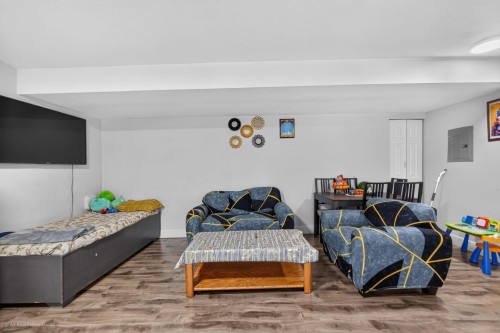 16166 92 Avenue, Surrey, BC - Indoor