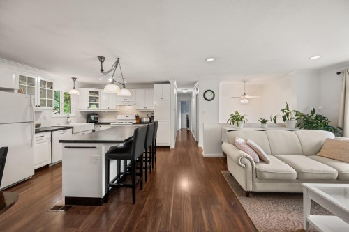 5933 Angus Place, Surrey, BC 