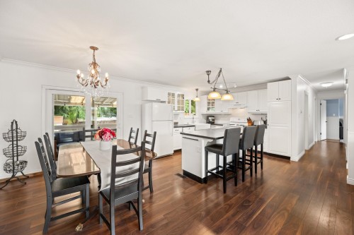 5933 Angus Place, Surrey, BC 