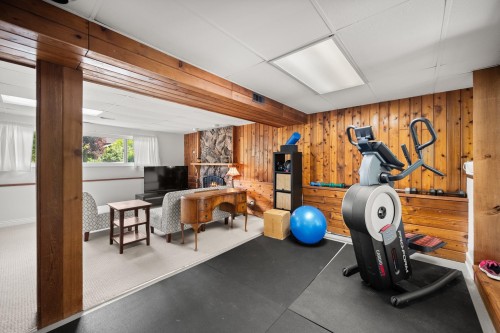 5933 Angus Place, Surrey, BC 