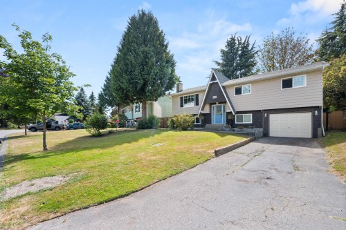 5933 Angus Place, Surrey, BC 