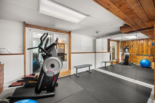 5933 Angus Place, Surrey, BC 