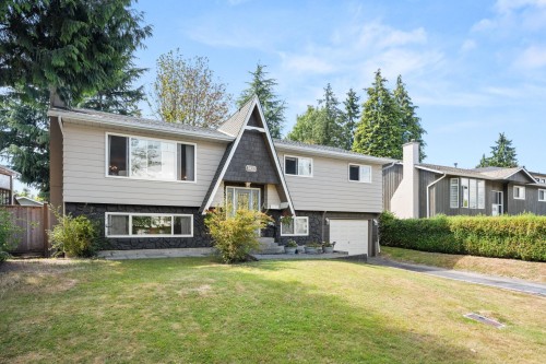 5933 Angus Place, Surrey, BC 