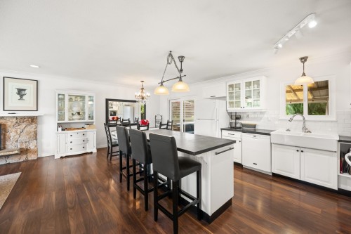 5933 Angus Place, Surrey, BC 