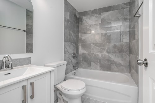 47-26892 Fraser Highway, Langley, BC 