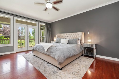 608 Arnold Road, Abbotsford, BC - Indoor Photo Showing Bedroom