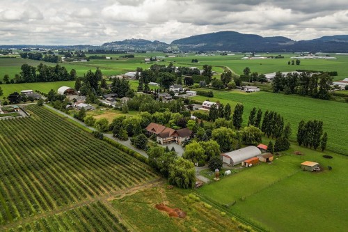 608 Arnold Road, Abbotsford, BC - Outdoor With View