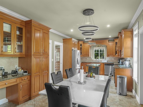 15167 70A Avenue, Surrey, BC 