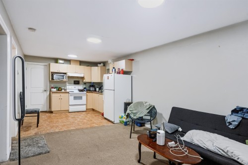 15167 70A Avenue, Surrey, BC 