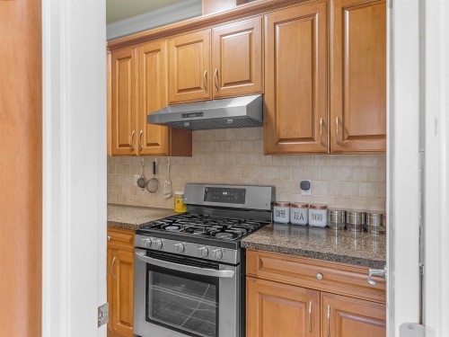 15167 70A Avenue, Surrey, BC 