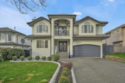 12413 64a Avenue Surrey, BC V3W 5Y1