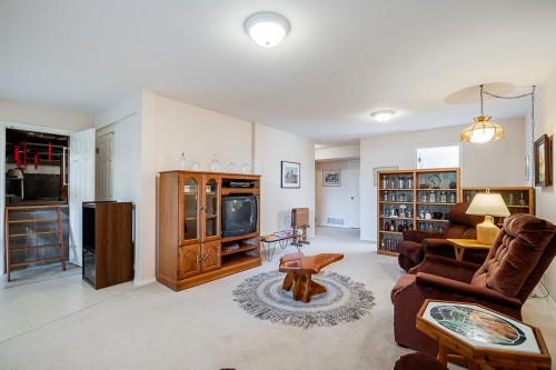 11443 Royal Crescent, Surrey, BC 