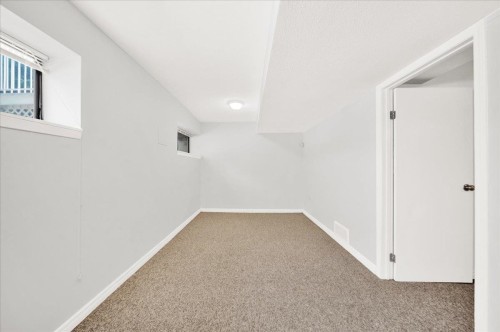 2690 Sheffield Way, Abbotsford, BC 
