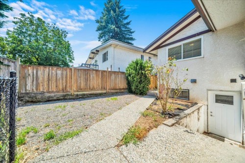 2690 Sheffield Way, Abbotsford, BC 