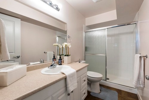 6940 196B Street, Langley, BC 