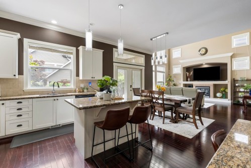 6940 196B Street, Langley, BC 
