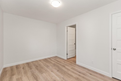 19-24330 Fraser Highway, Langley, BC 