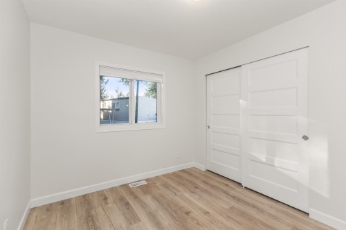 19-24330 Fraser Highway, Langley, BC 