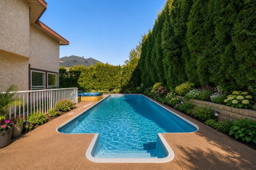 15355 80A Avenue, Surrey, BC - Outdoor With In Ground Pool With Backyard
