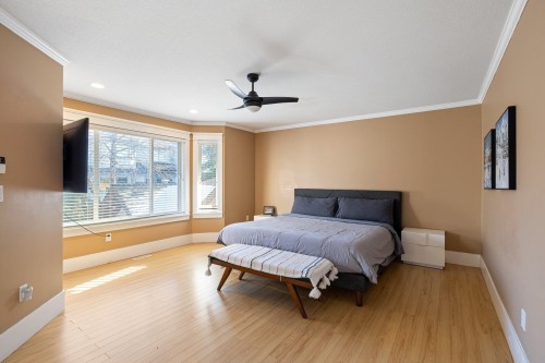 15355 80A Avenue, Surrey, BC - Indoor Photo Showing Bedroom