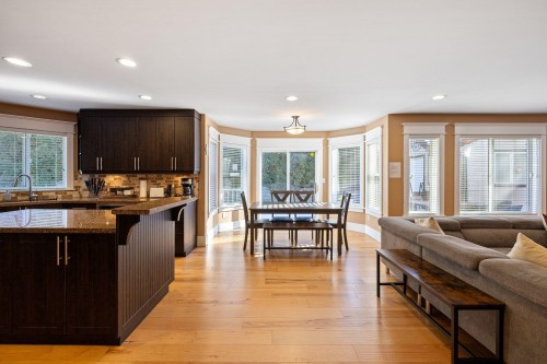 15355 80A Avenue, Surrey, BC - Indoor