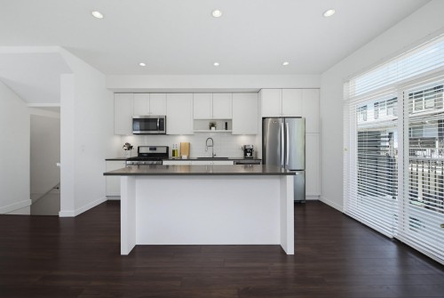 7-16357 15 Avenue, Surrey, BC 