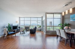 2001-14881 103a Avenue Surrey, BC V3R 0M5