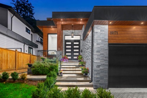 19171 60B Avenue, Surrey, BC 