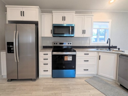 104-8220 King George Boulevard, Surrey, BC 